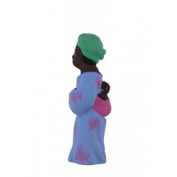 Femme africaine, crèche...