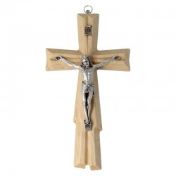 Croix en bois clair gravé...