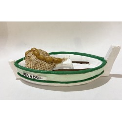 Bâteau pointu petit modèle...