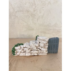Mur porte, décor santon...